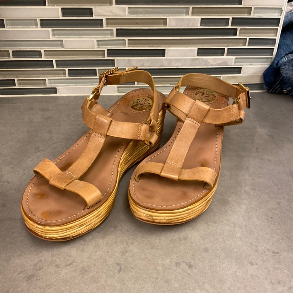 Tory Birch leather t-strap sandal
